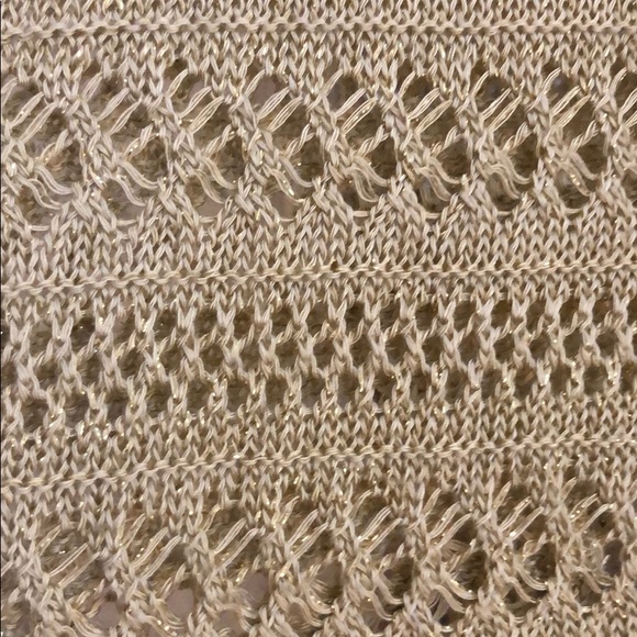 Really cute gold Knit sweater - Picture 3 of 4